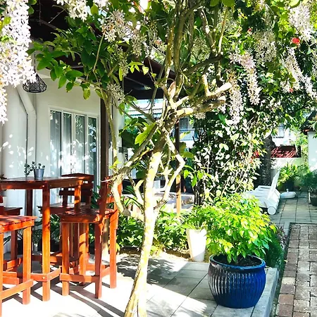 Villa Famiri Boutique Hotel-2